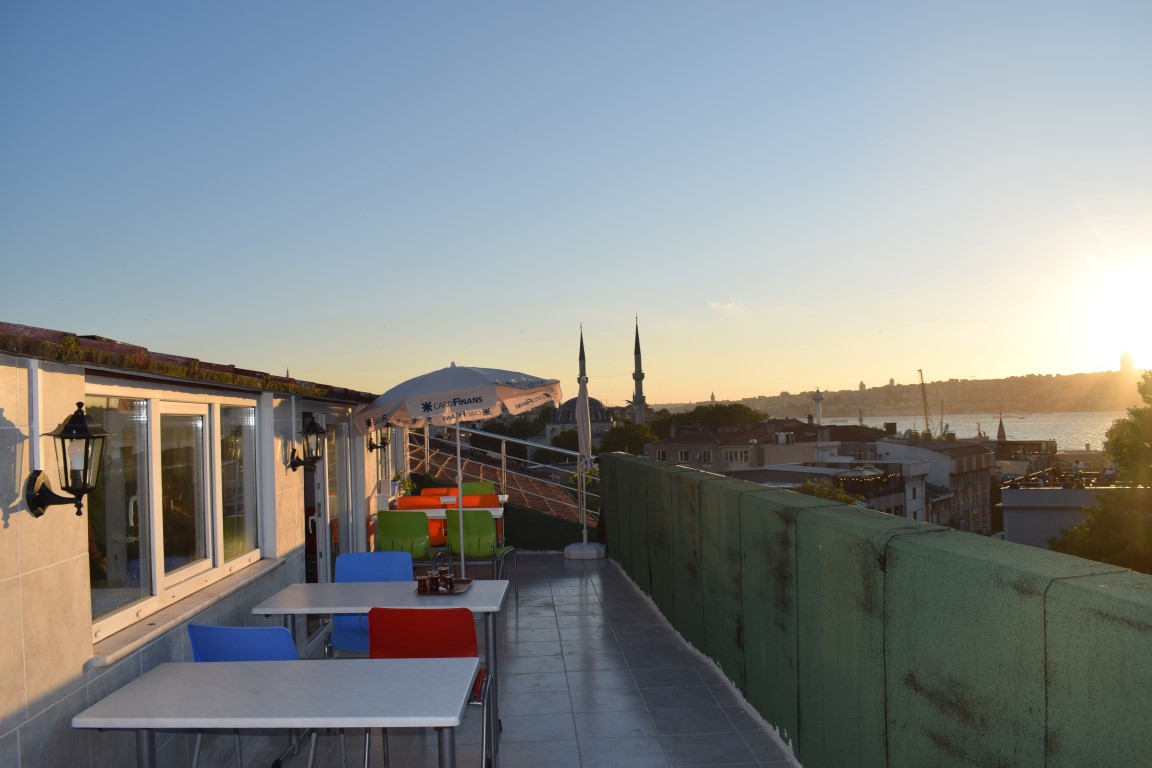 Yeni Teras Cafemiz ve Boğaz Manzaramız Resim11
